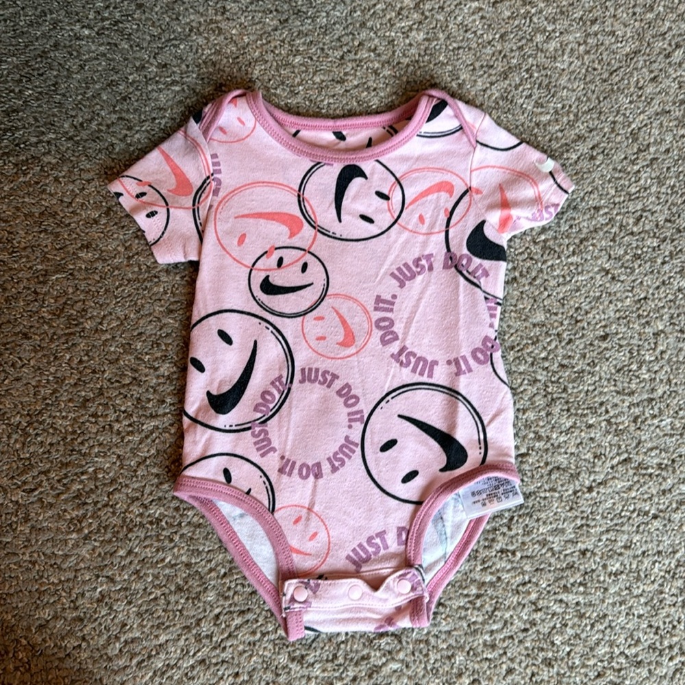 NIKE BODYSUIT